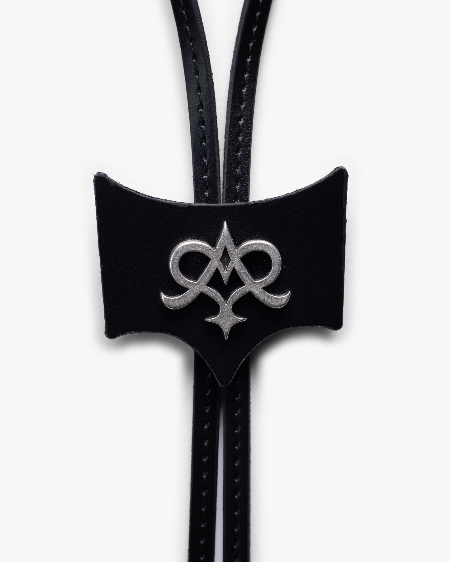 Bolo Tie Crep